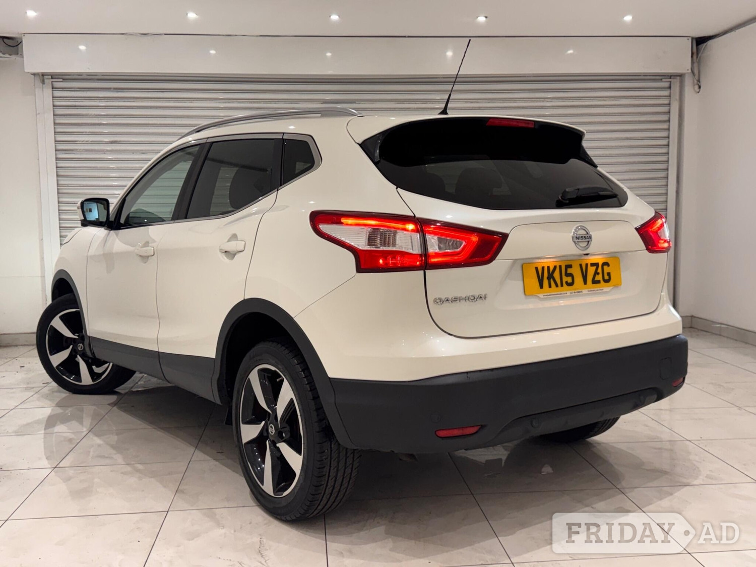 Nissan Qashqai 2015 - Cars