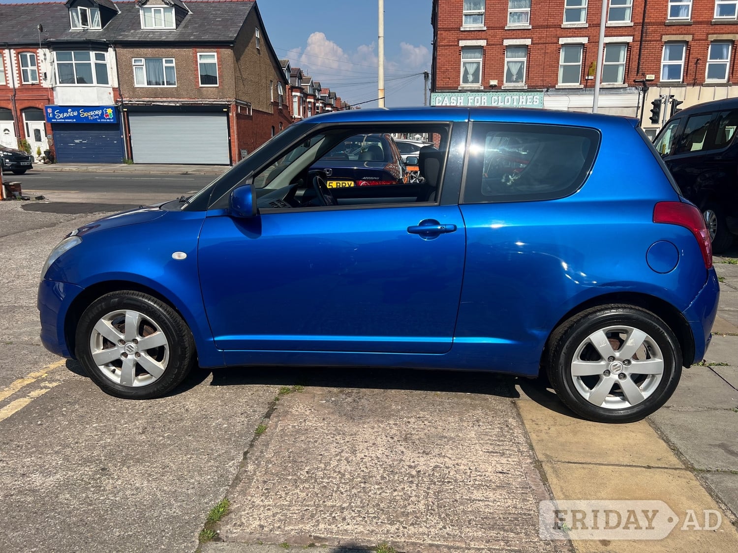 Suzuki Swift 2011 - Cars in Wallasey