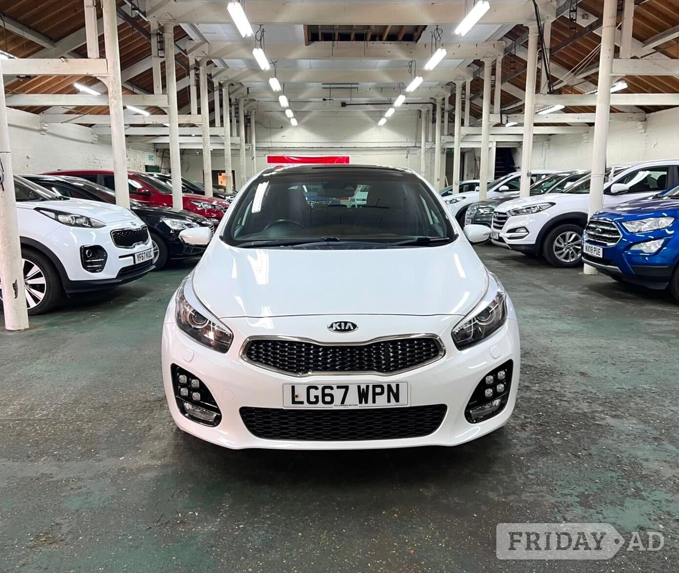 [ berth ]Kia Ceed