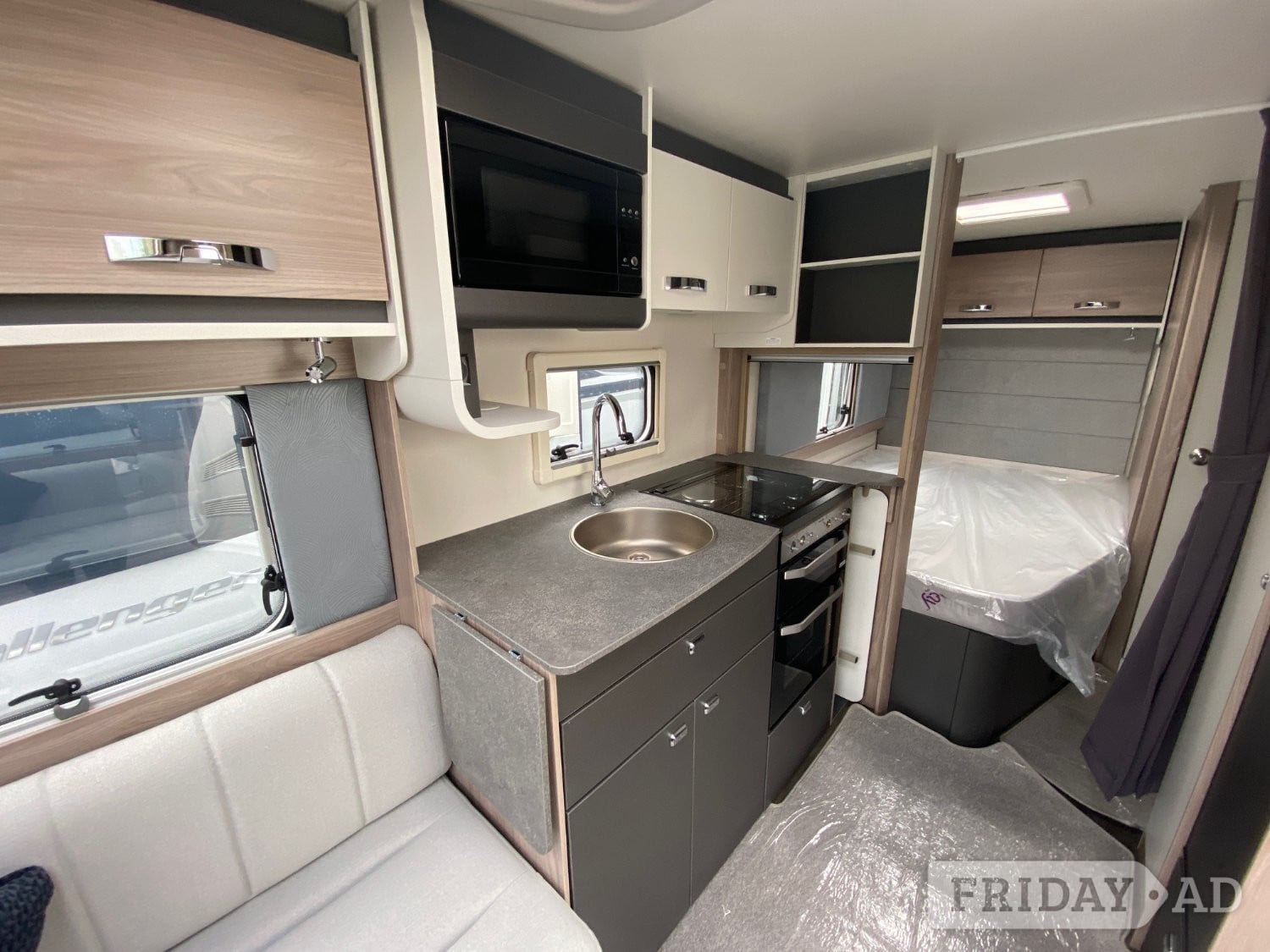Swift Challenger 500 2026 - Motorhomes & Caravans in Royston