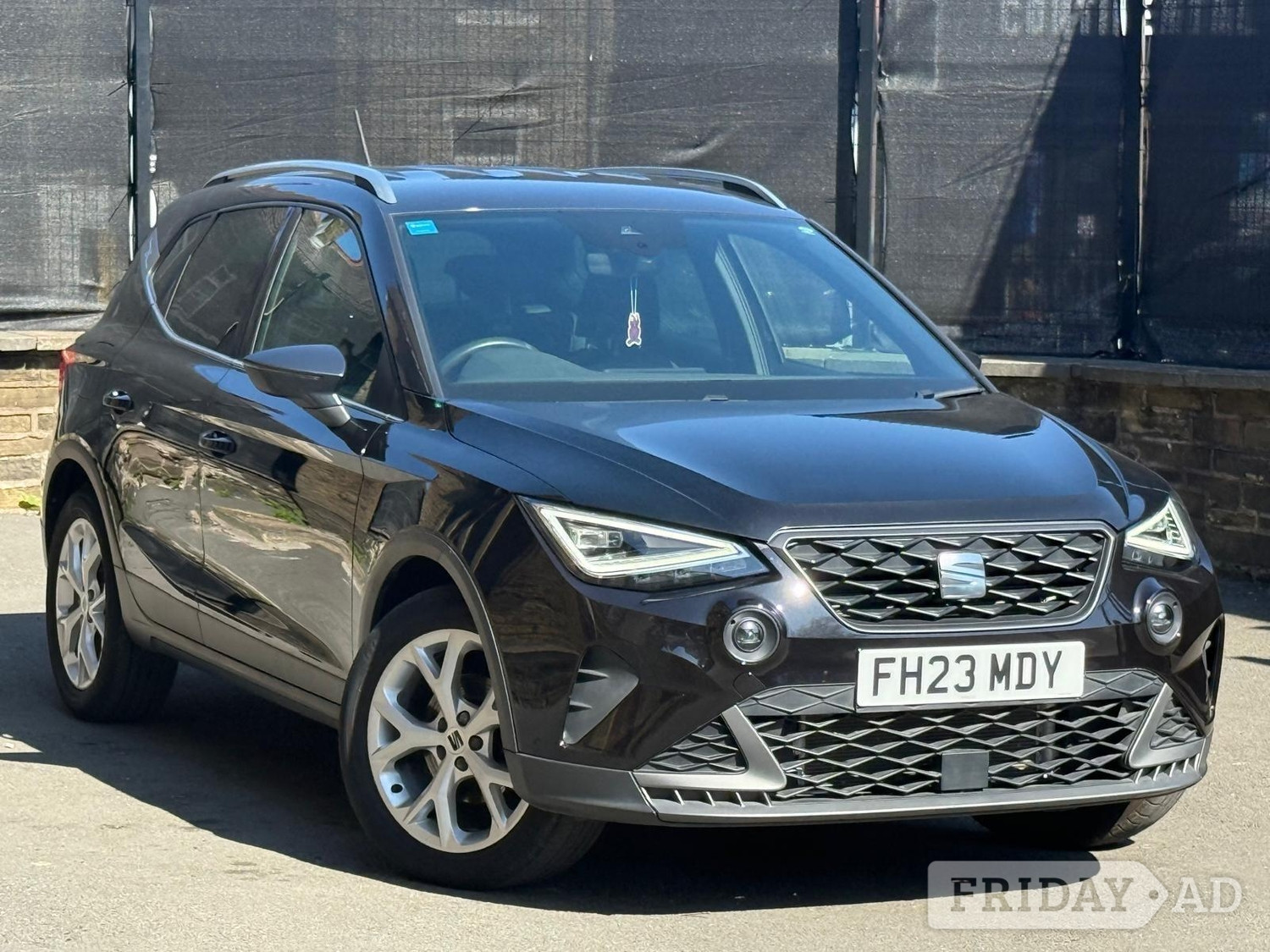 [ berth ]SEAT Arona