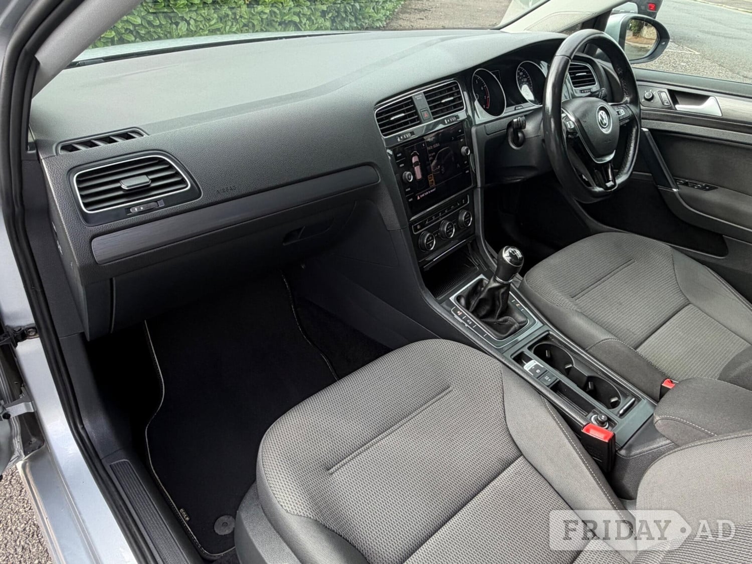 [ berth ]Volkswagen Golf