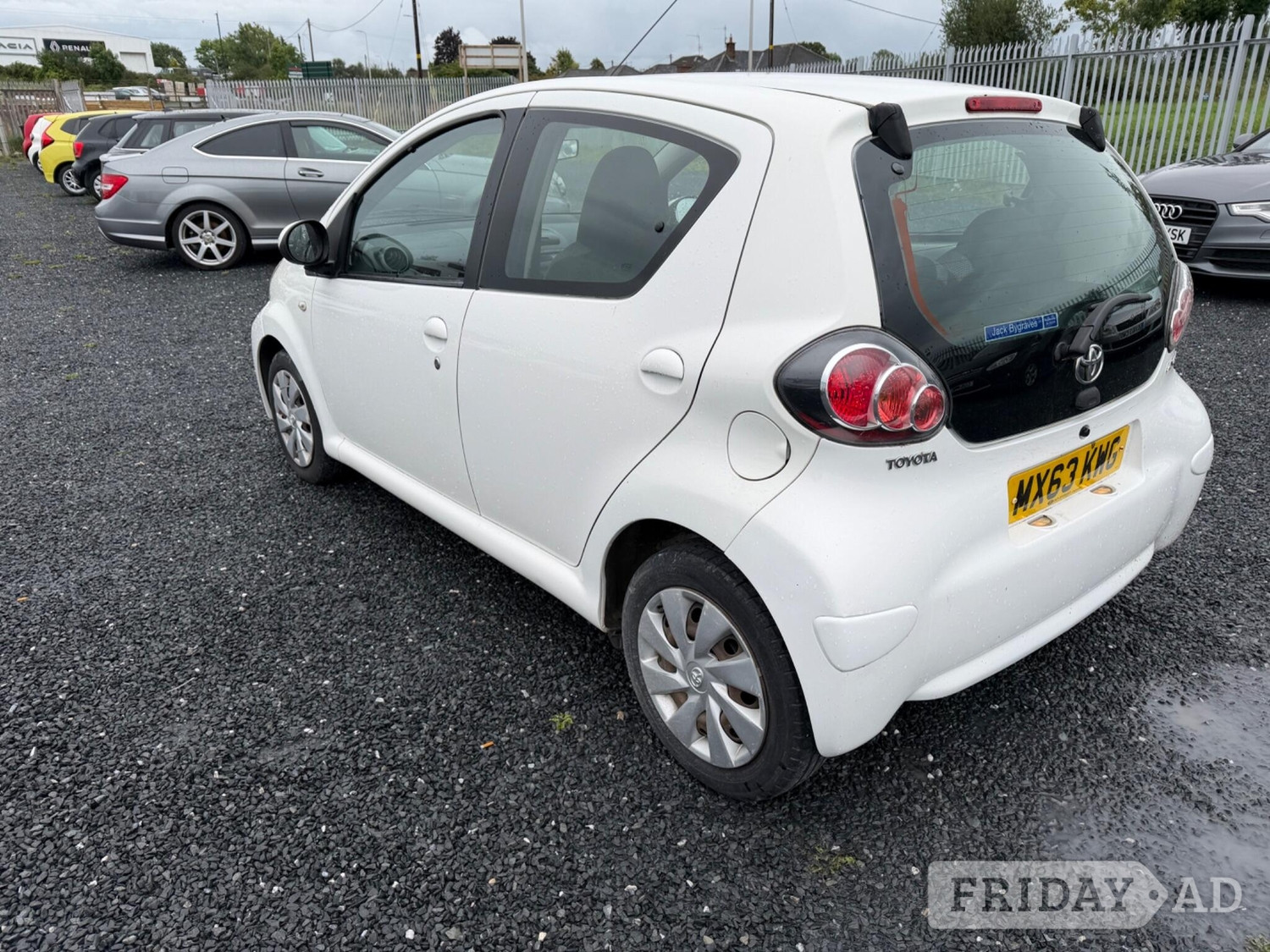 Toyota Aygo 2013 - Cars