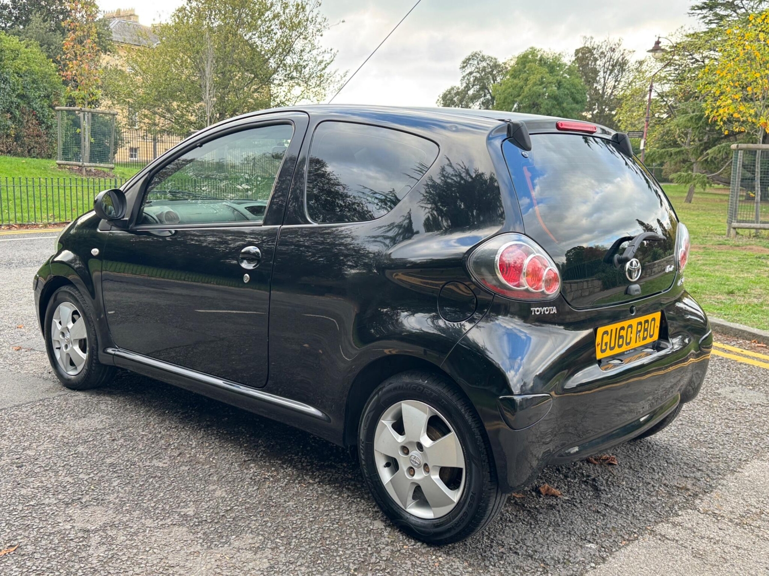 Toyota Aygo 2010 - Cars