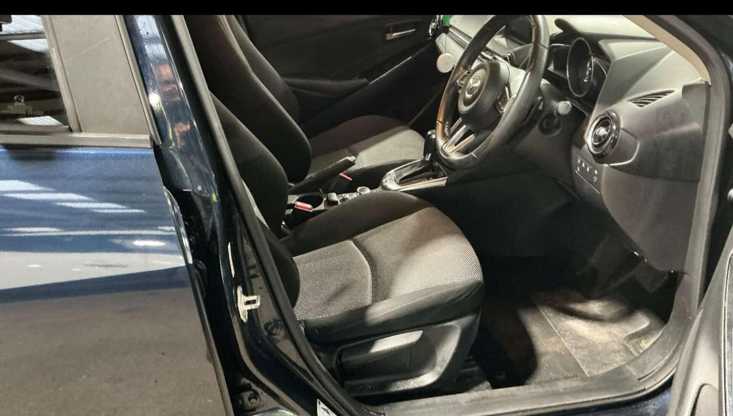 Mazda Mazda2 2018 - Cars