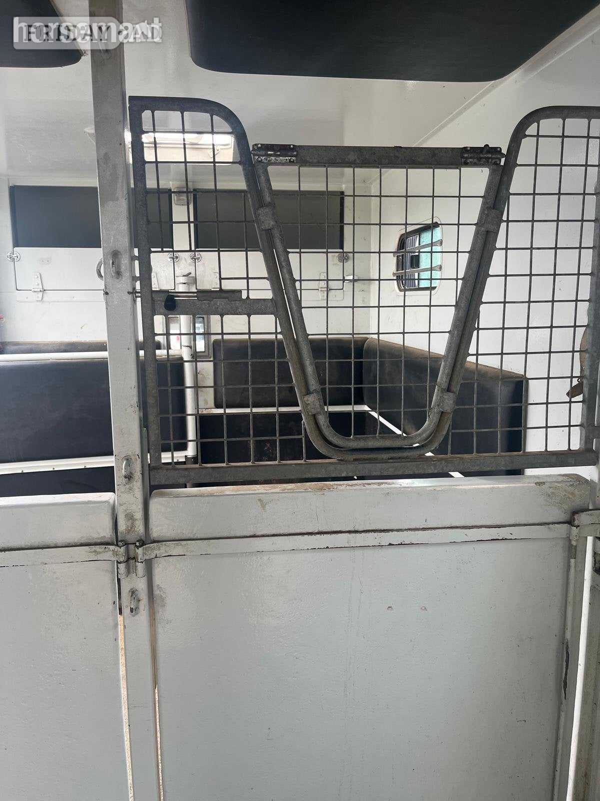 Theault  Renault Horsebox - Trailers & Horseboxes in Southwell