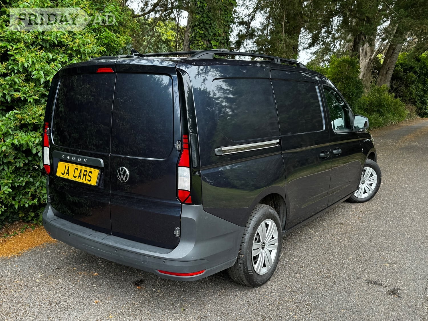 [ berth ]Volkswagen Caddy Maxi