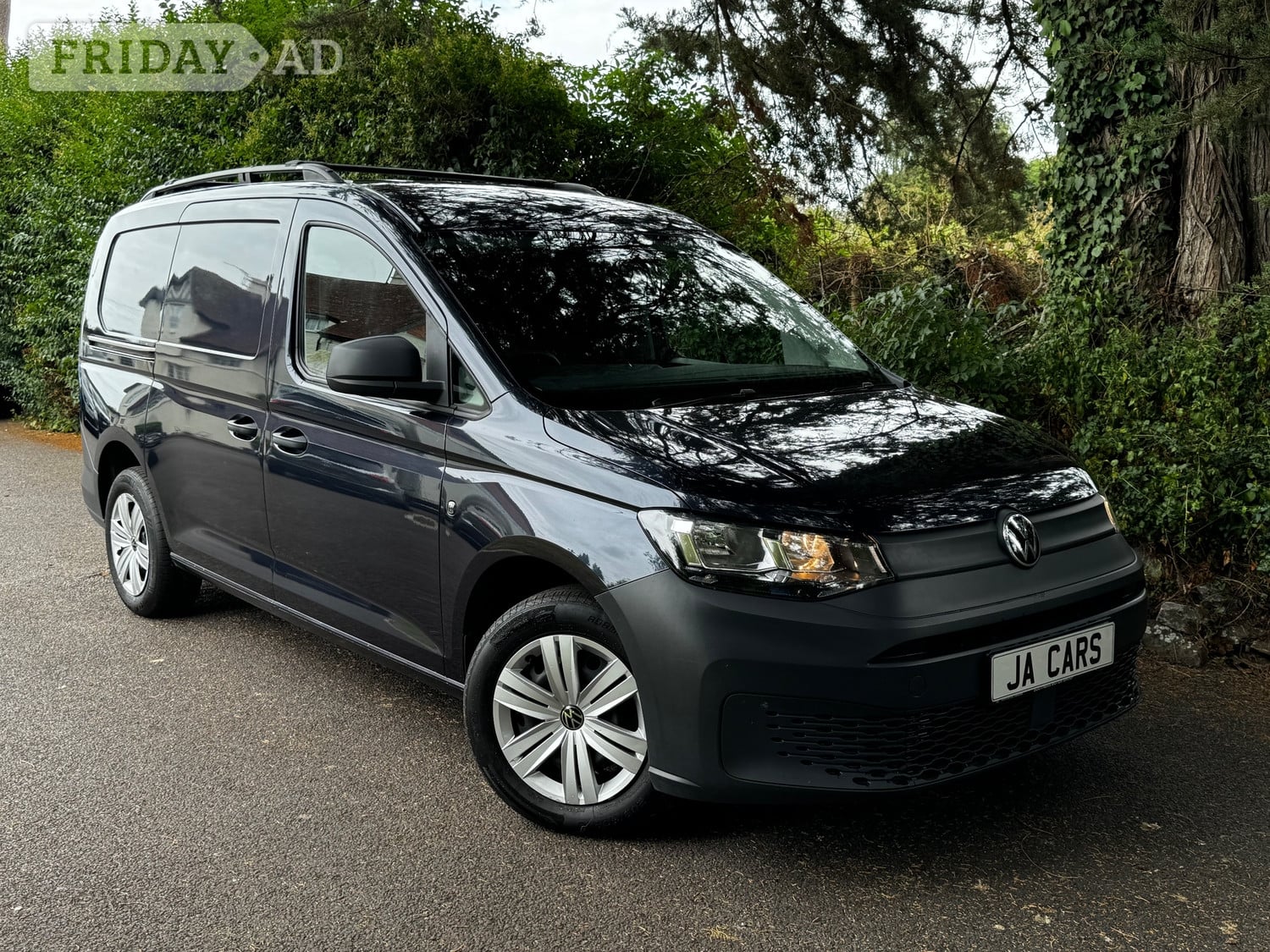 Volkswagen Caddy Maxi 2021 in Exeter