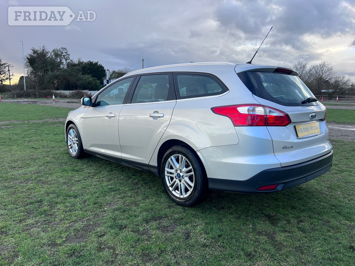 [ berth ]Ford Focus