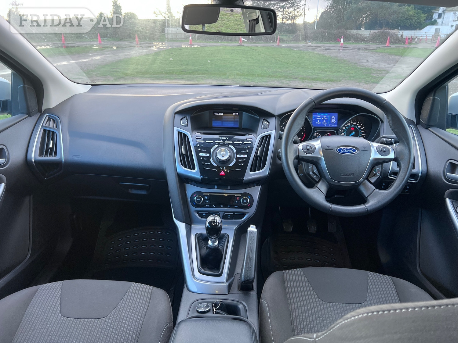 Ford Focus 2012 - Cars