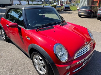 Mini Convertible 2005