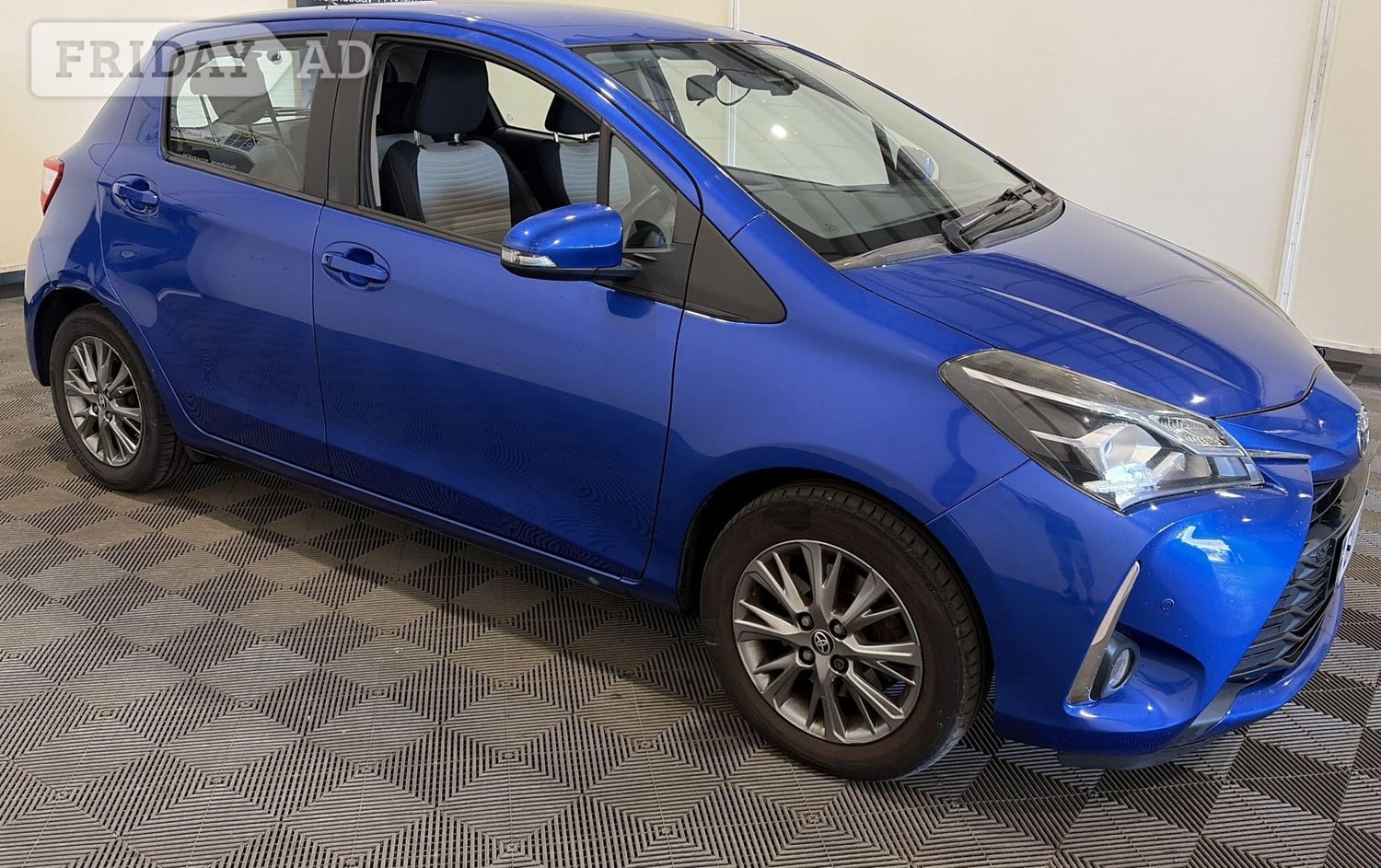 [ berth ]Toyota Yaris