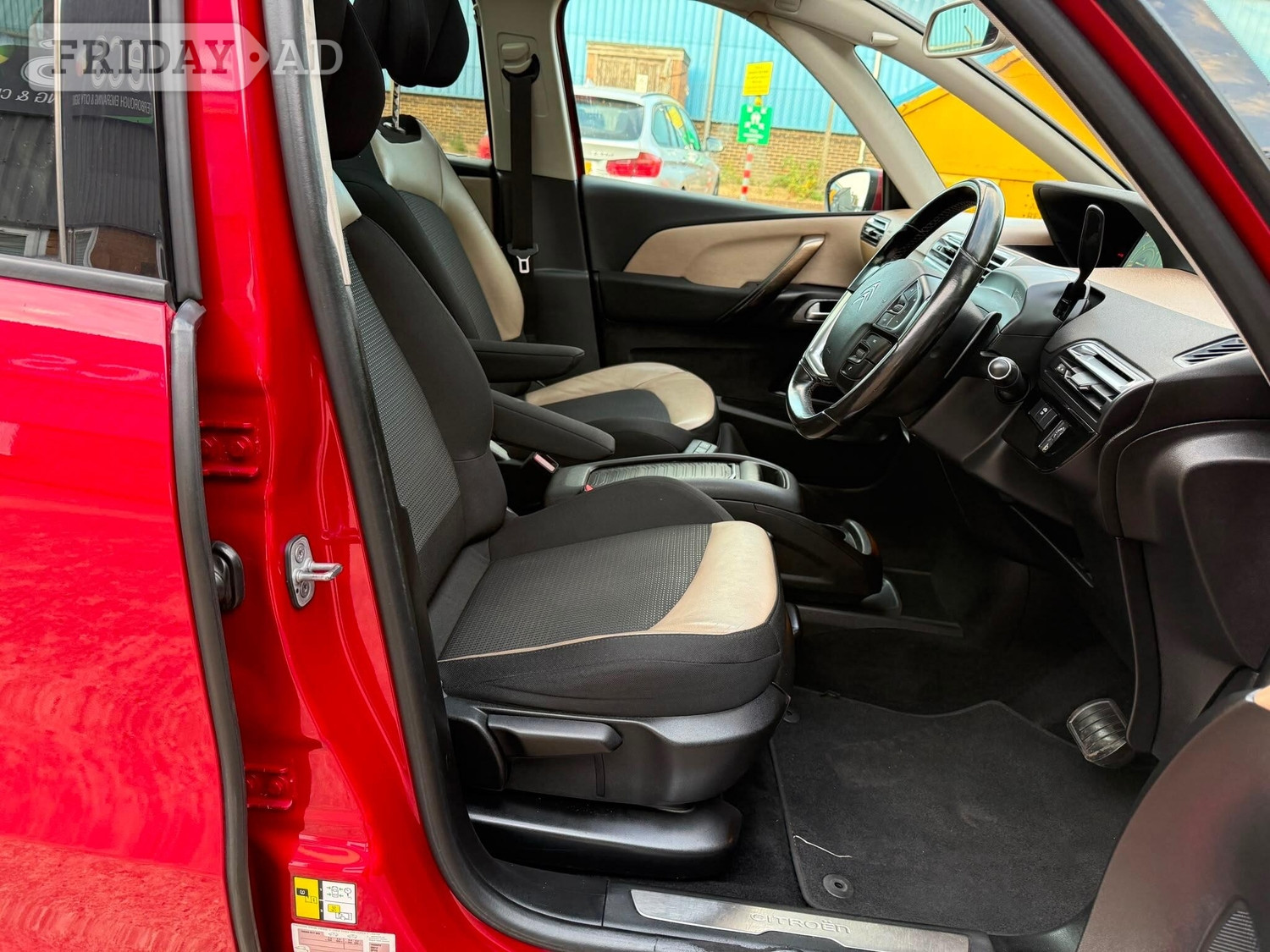[ berth ]Citroen Grand C4 Picasso