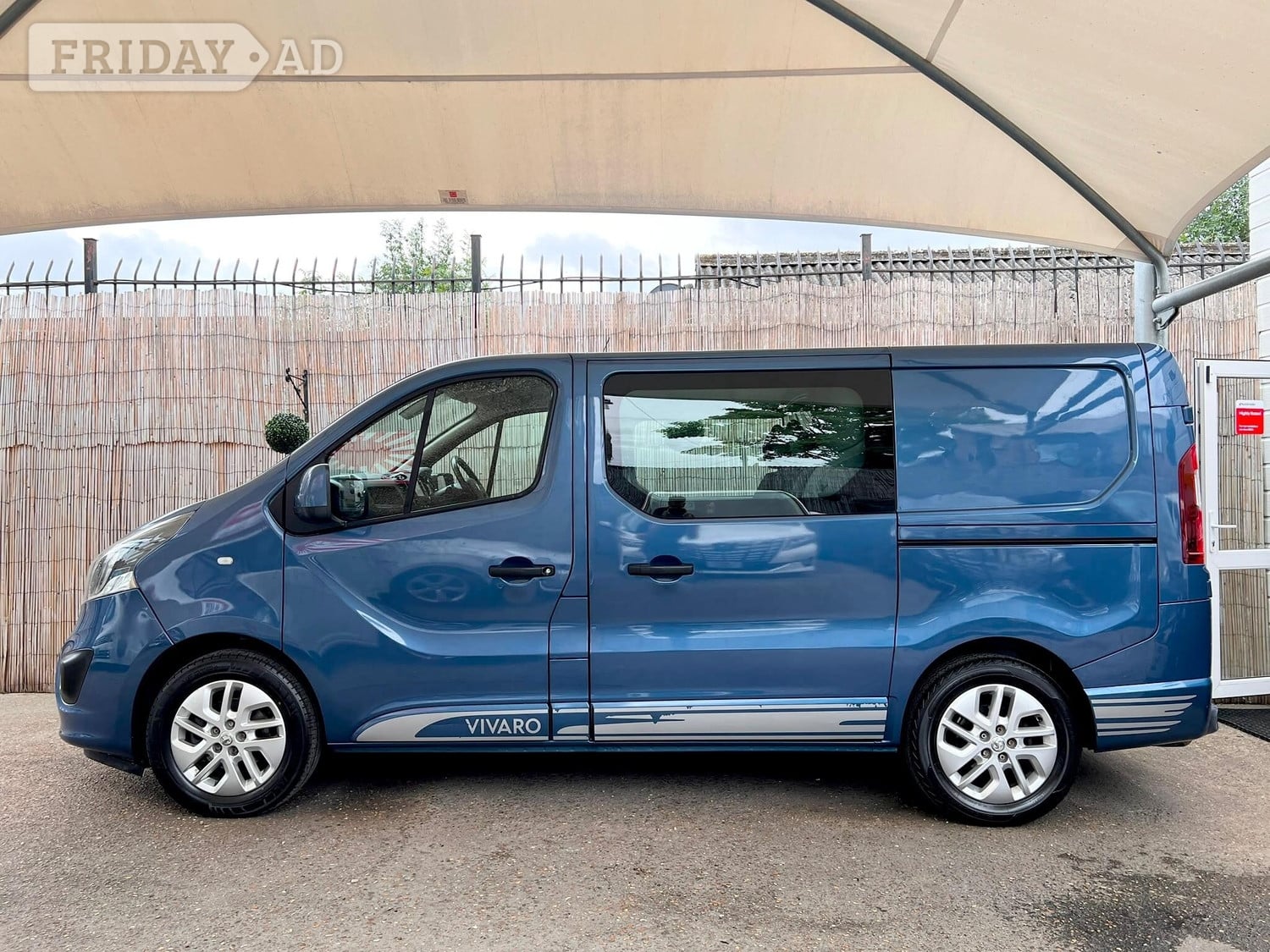 Vauxhall Vivaro 2019 - Vans & Commercial Vehicles