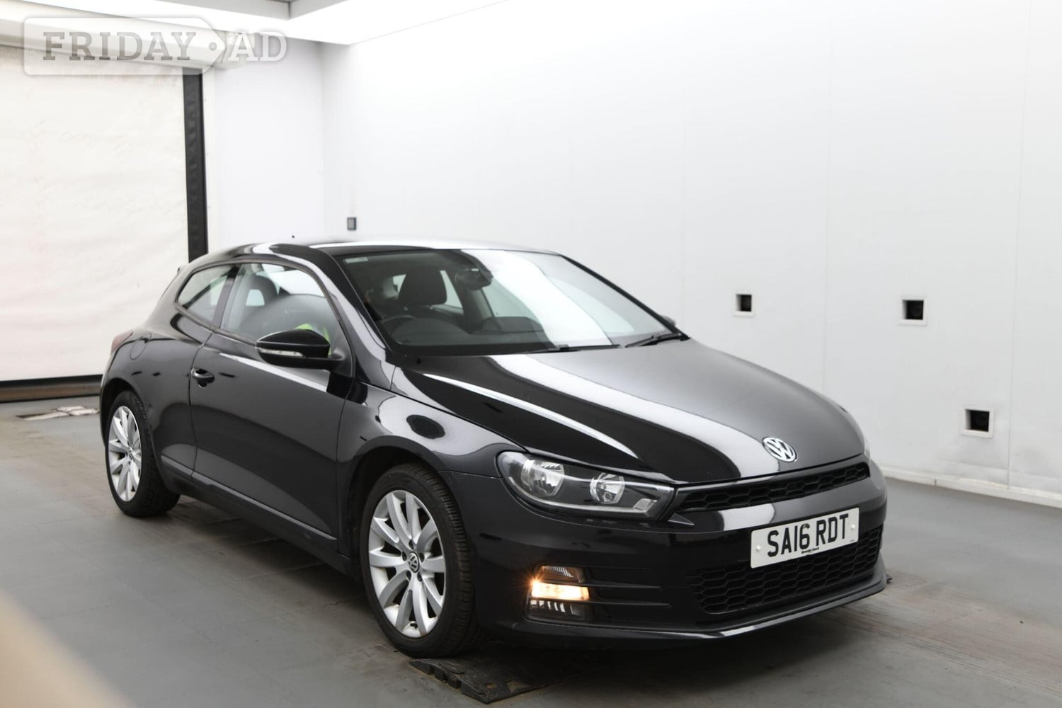 Volkswagen Scirocco 2016 in Uxbridge