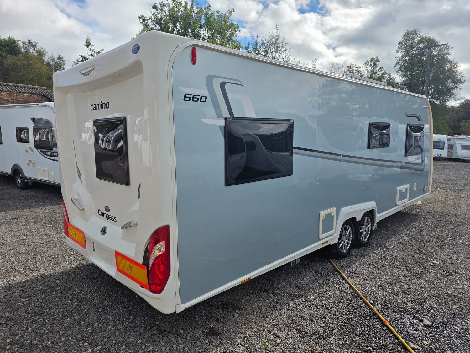 [ berth ]Compass Camino 660