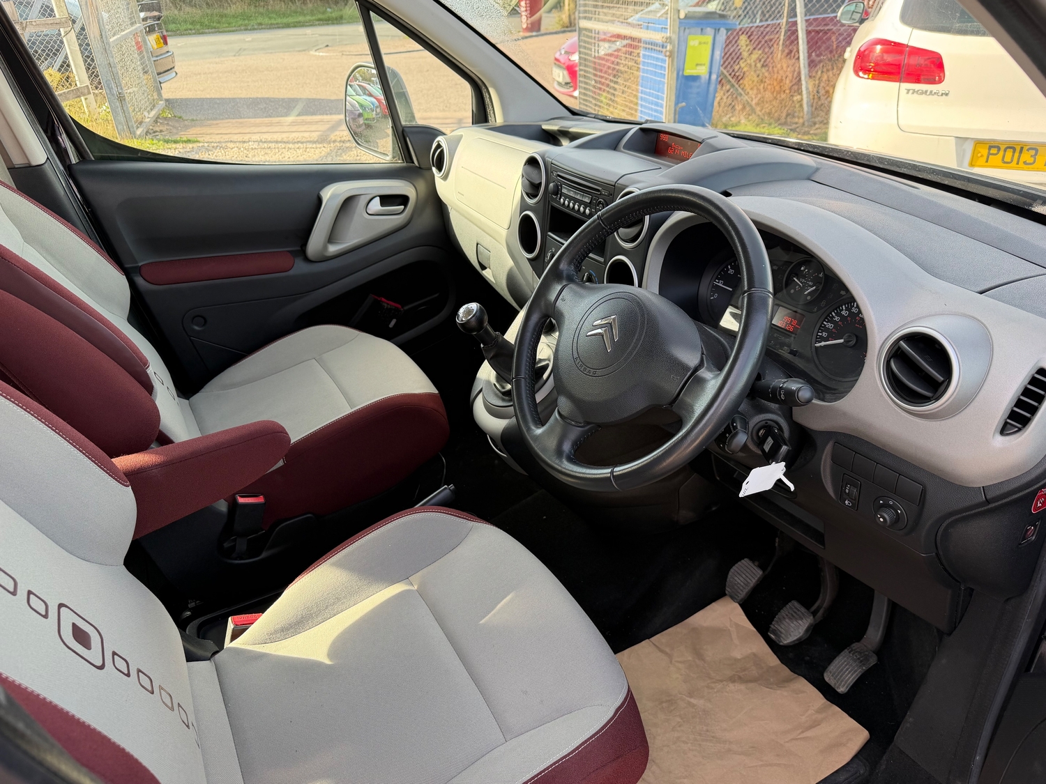 [ berth ]Citroen Berlingo