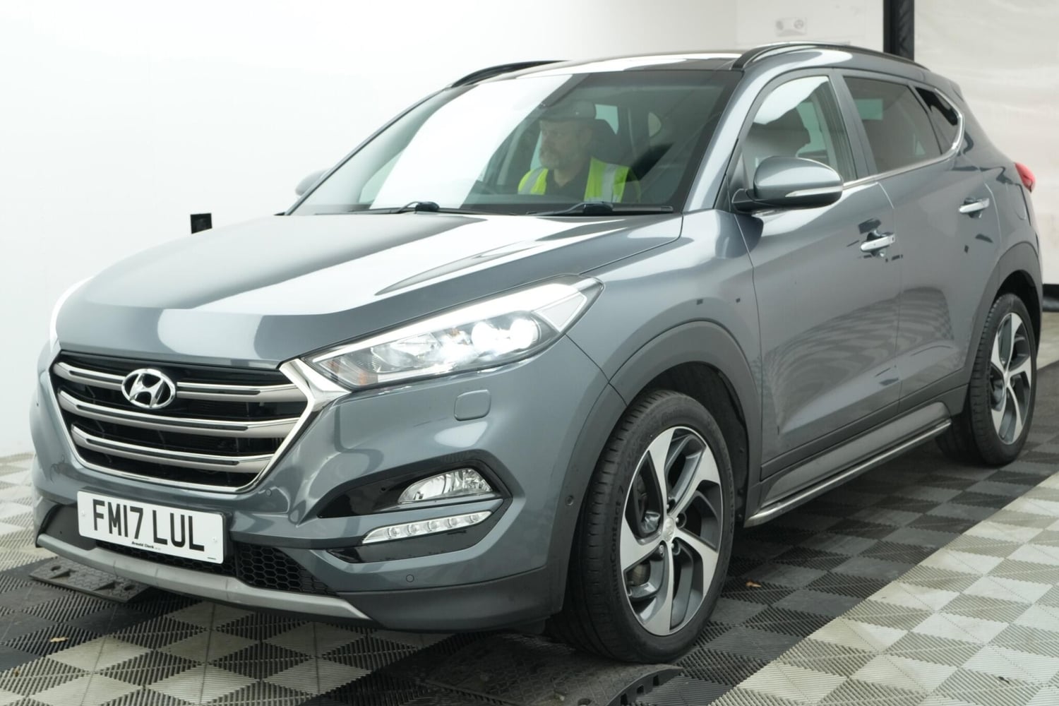 [ berth ]Hyundai Tucson