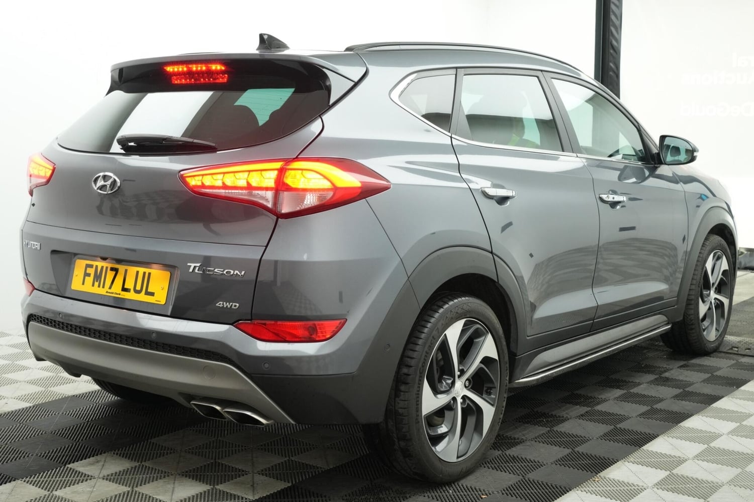 2016 Hyundai TUCSON 2.0 CRDi Premium SE Auto 4WD Euro 6 5dr - Cars