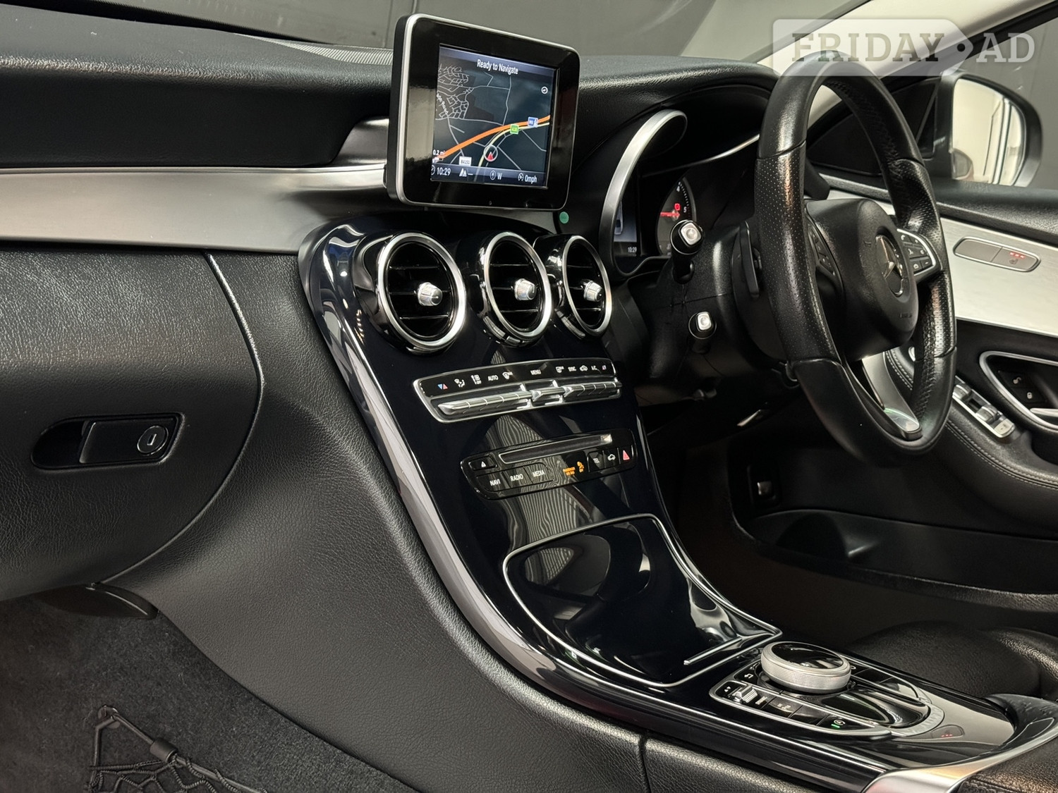 Mercedes-Benz C Class 2018 - Cars