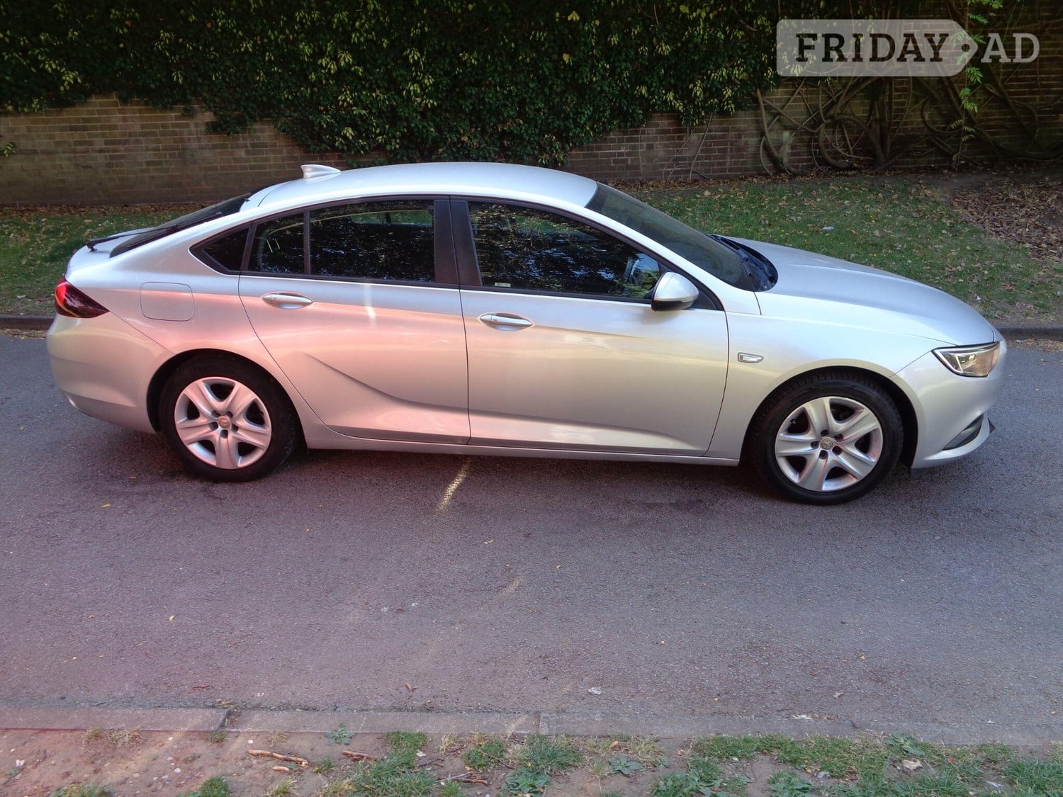 Vauxhall Insignia 2018 - Cars in Birmingham