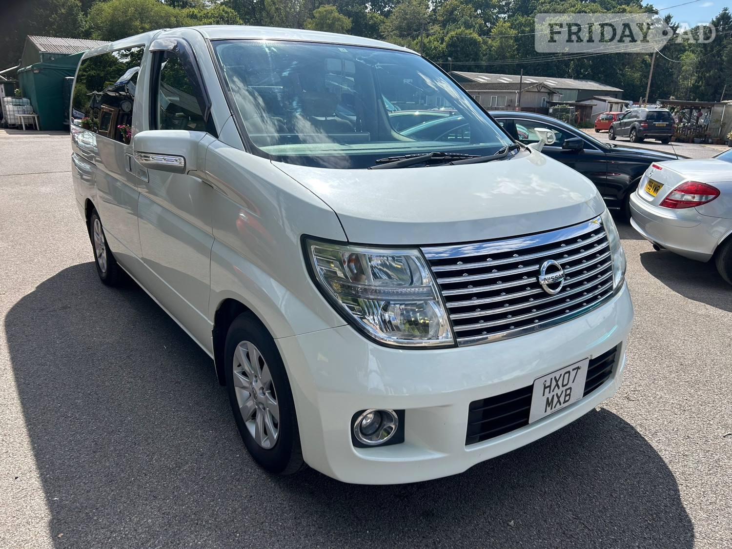 [ berth ]Nissan Elgrand