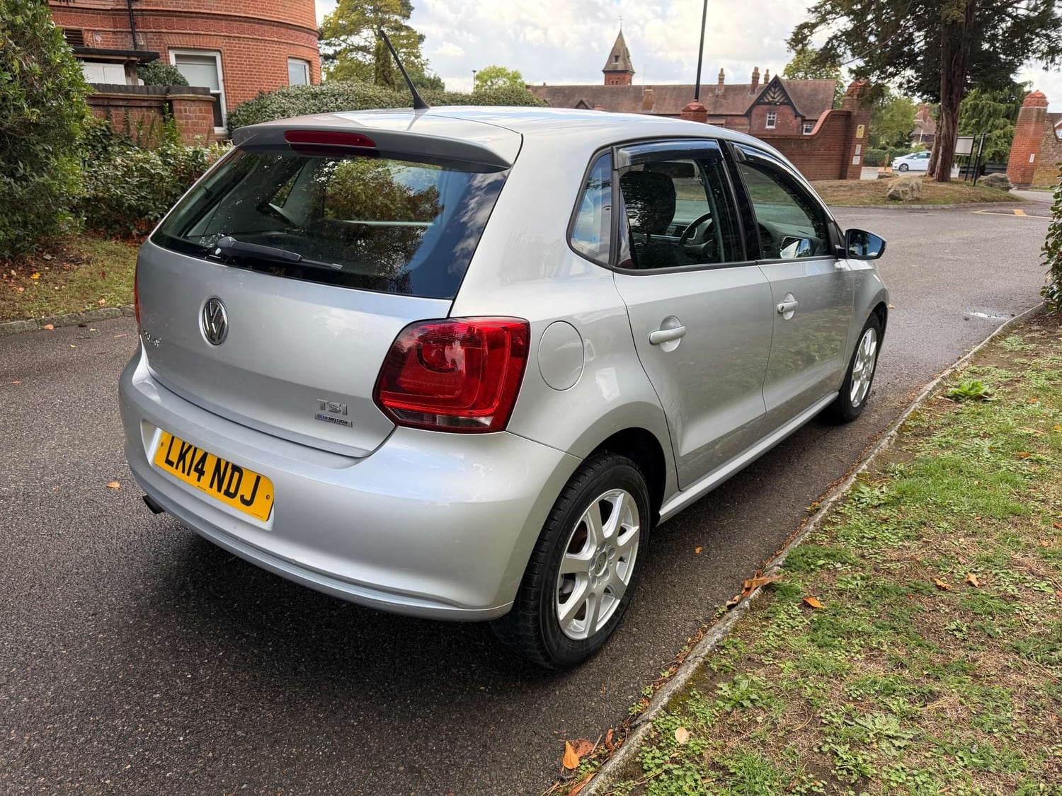 [ berth ]Volkswagen Polo