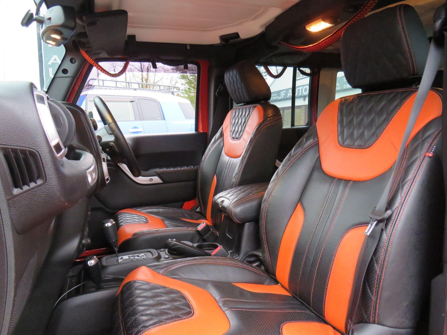 [ berth ]Jeep Wrangler