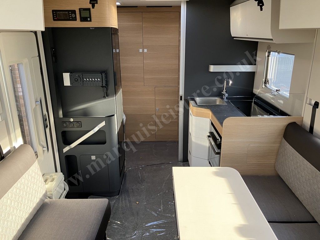 Adria Matrix Plus 600 DT 2024 for sale - Motorhomes & Caravans in Exeter