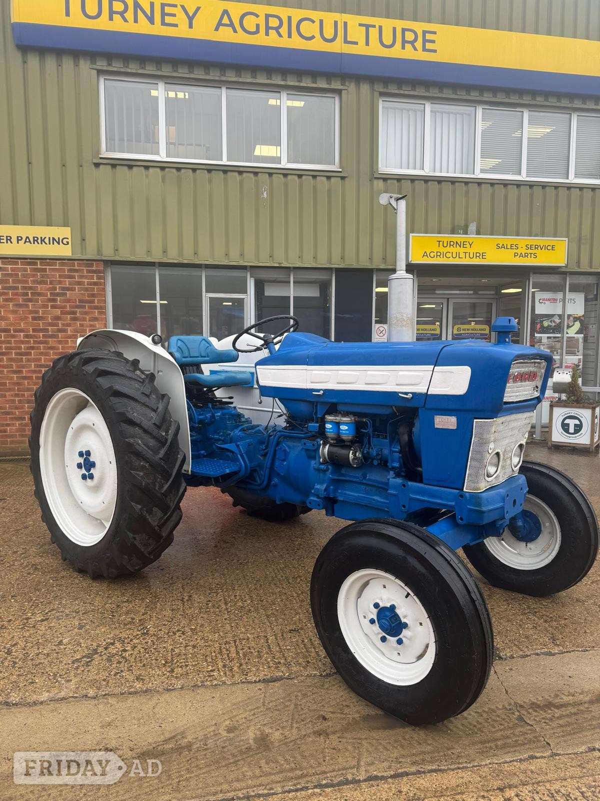 Ford 4000 62HP TRACTOR Middleton Stoney