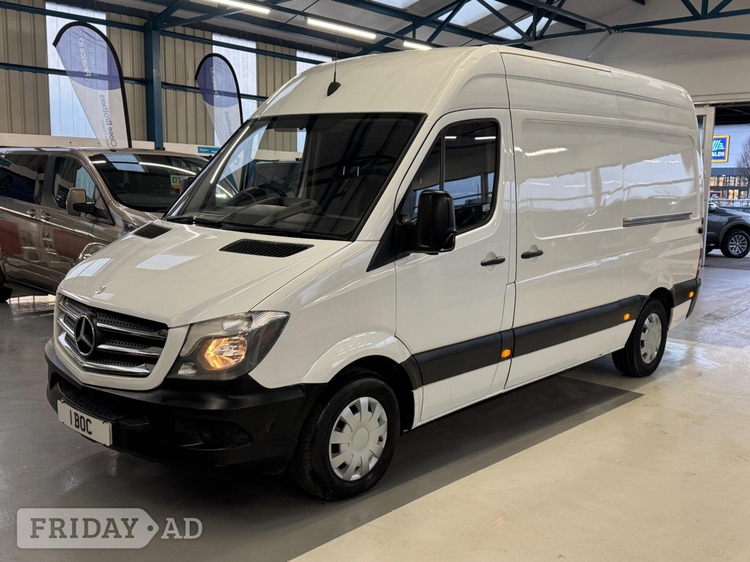 [ berth ]Mercedes-Benz Sprinter