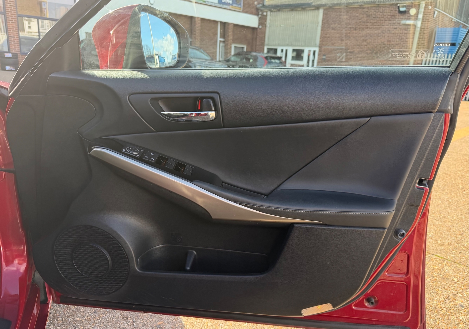 Lexus IS 2016 - Cars