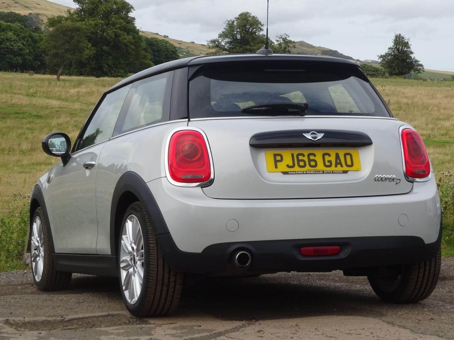 [ berth ]Mini Hatch
