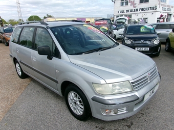 Mitsubishi Space Wagon 2002