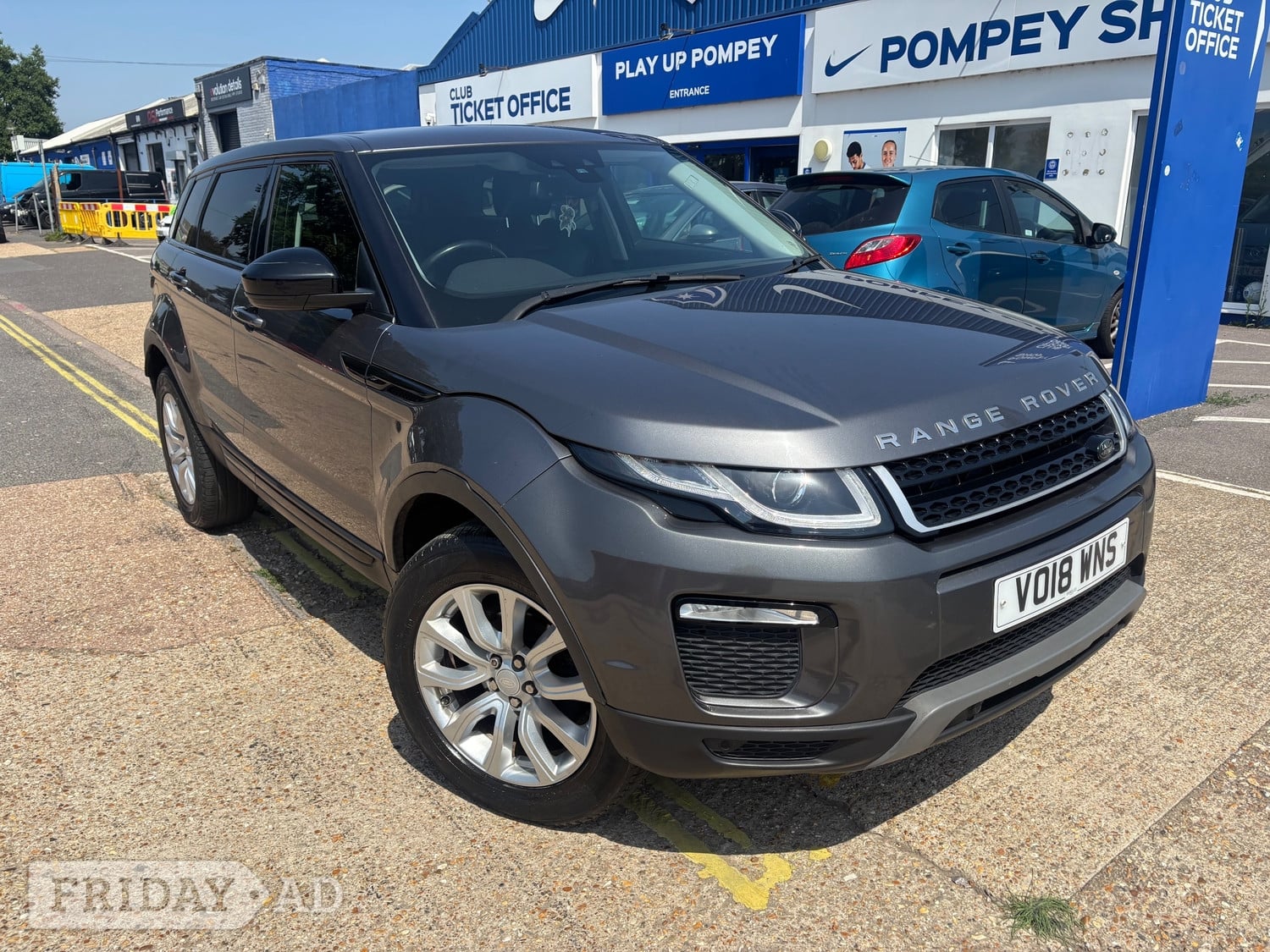 Land Rover Range Rover Evoque 2018 in Portsmouth