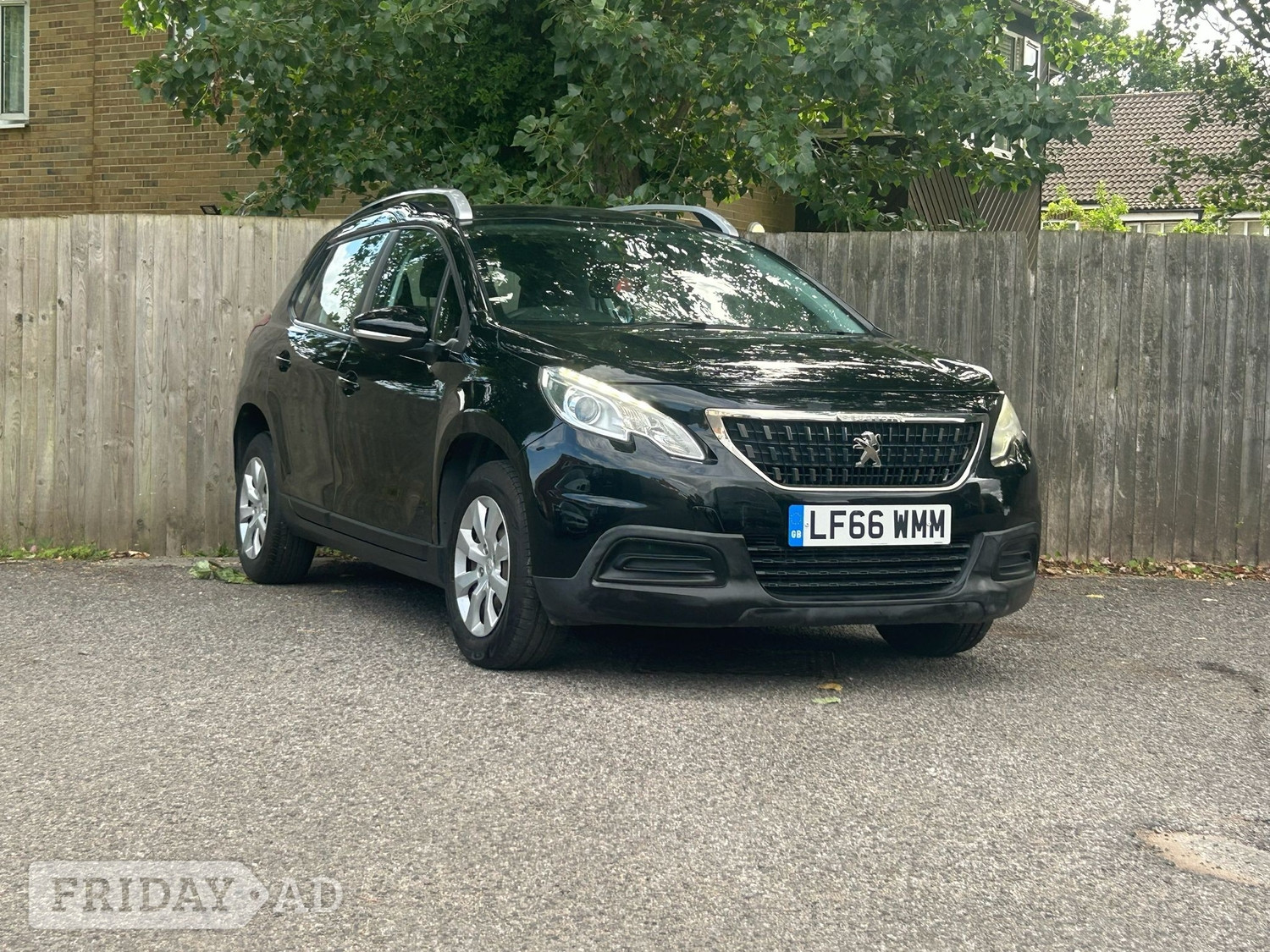 Peugeot 2008 2016 in St. Albans