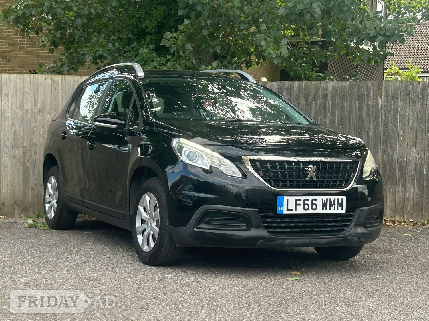 Peugeot 2008 2016 in St. Albans