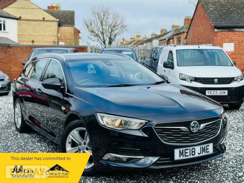 Vauxhall Insignia 2018 in Bedford