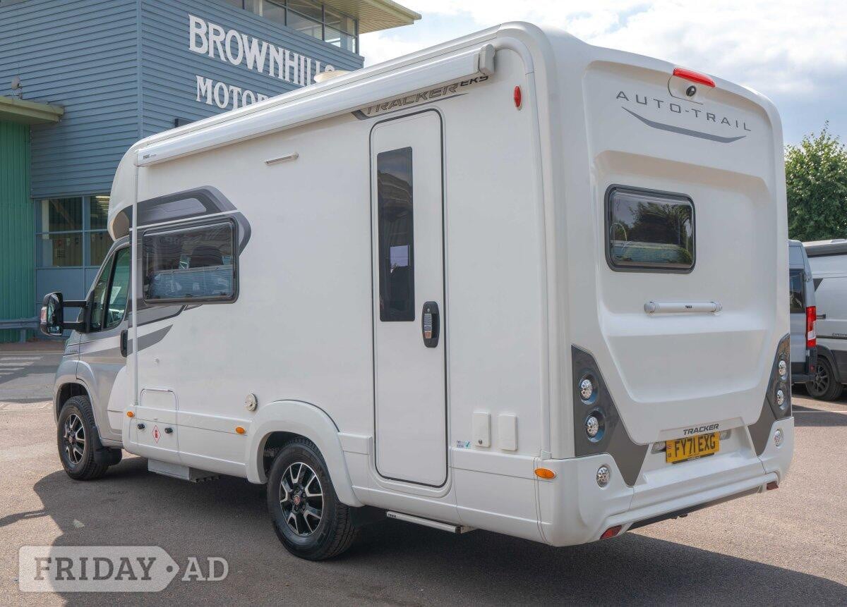 [2 berth ]Auto-Trail Tracker EKS