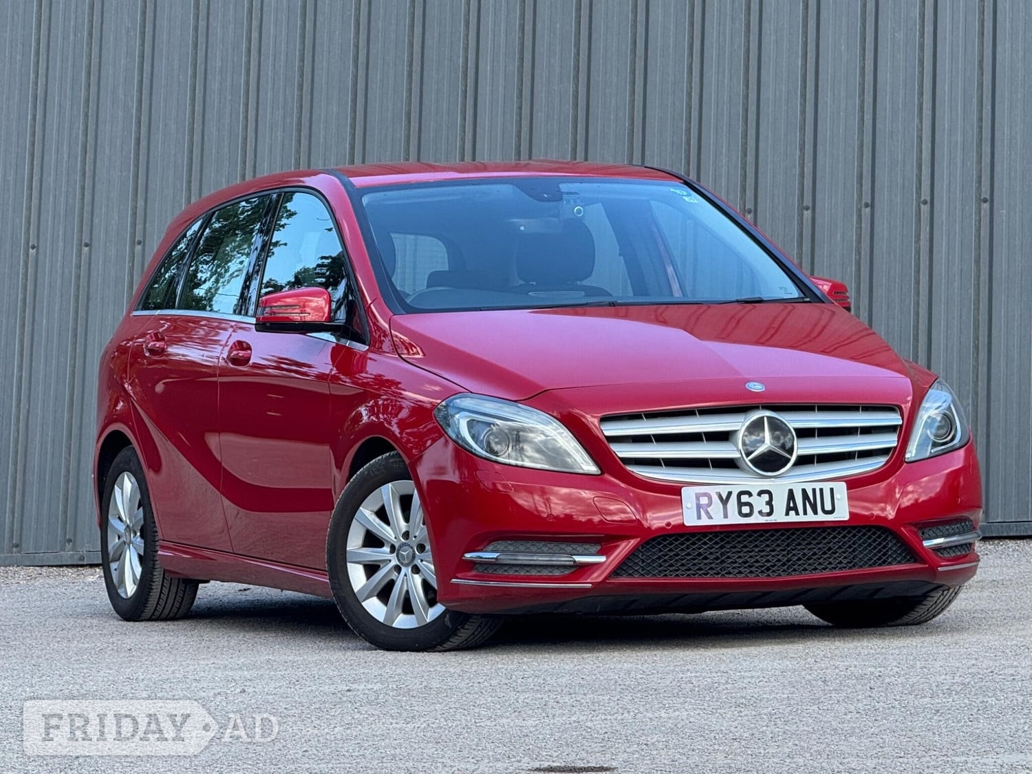 Mercedes-Benz B Class 2013 in Farnham