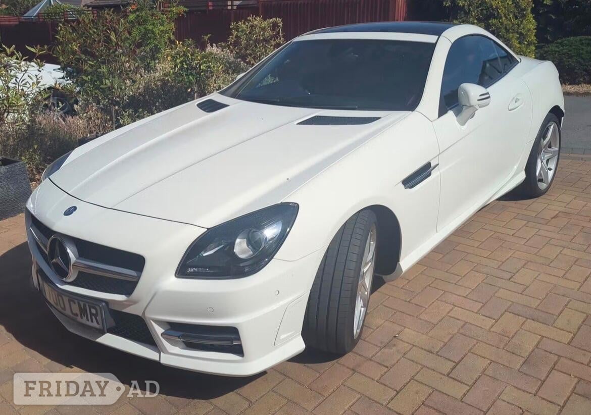 Mercedes-Benz SLK 2015 in Clevedon