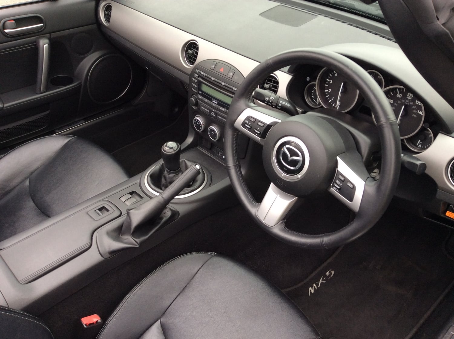Mazda MX-5 2012 - Cars