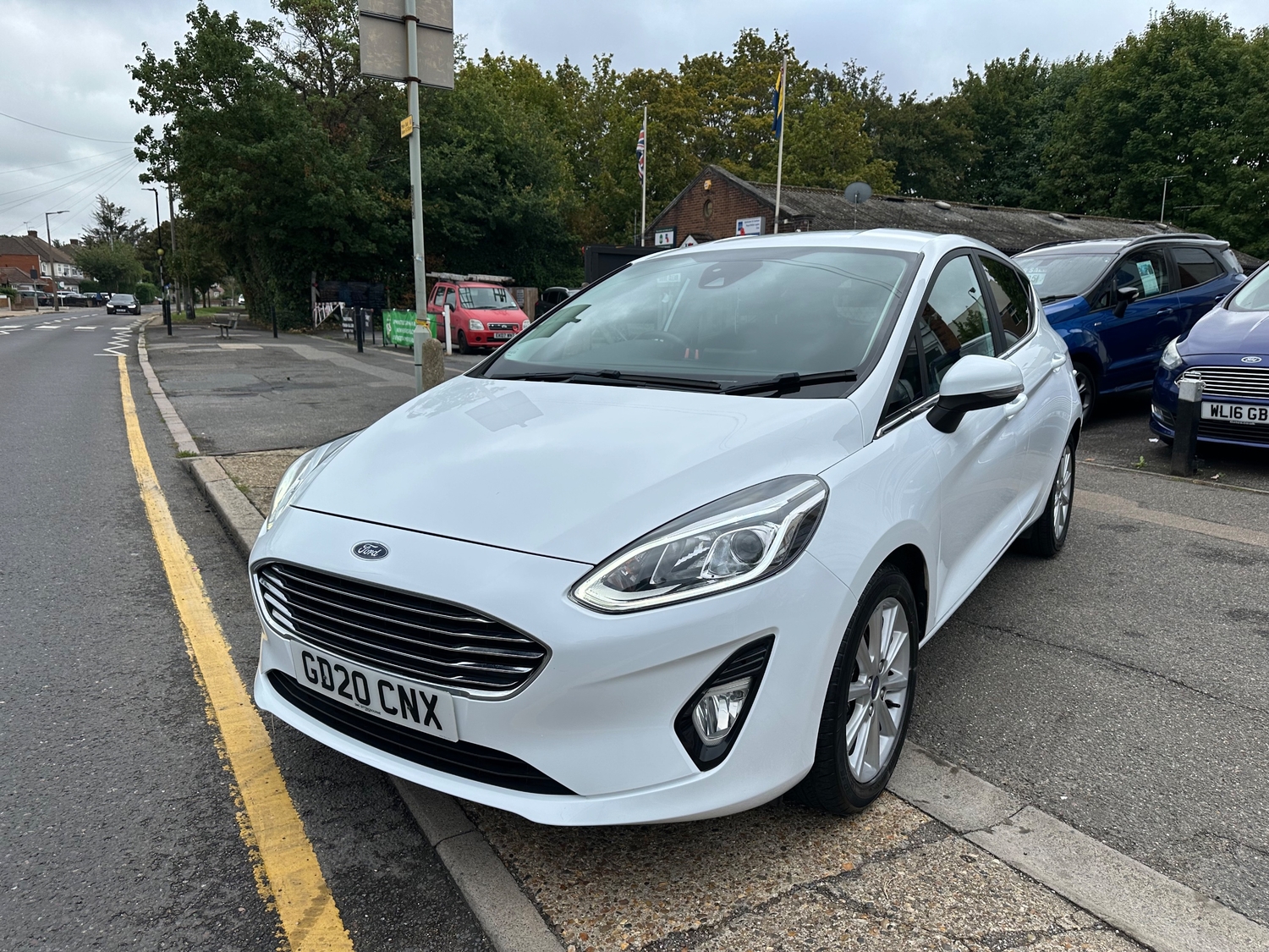 [ berth ]Ford Fiesta