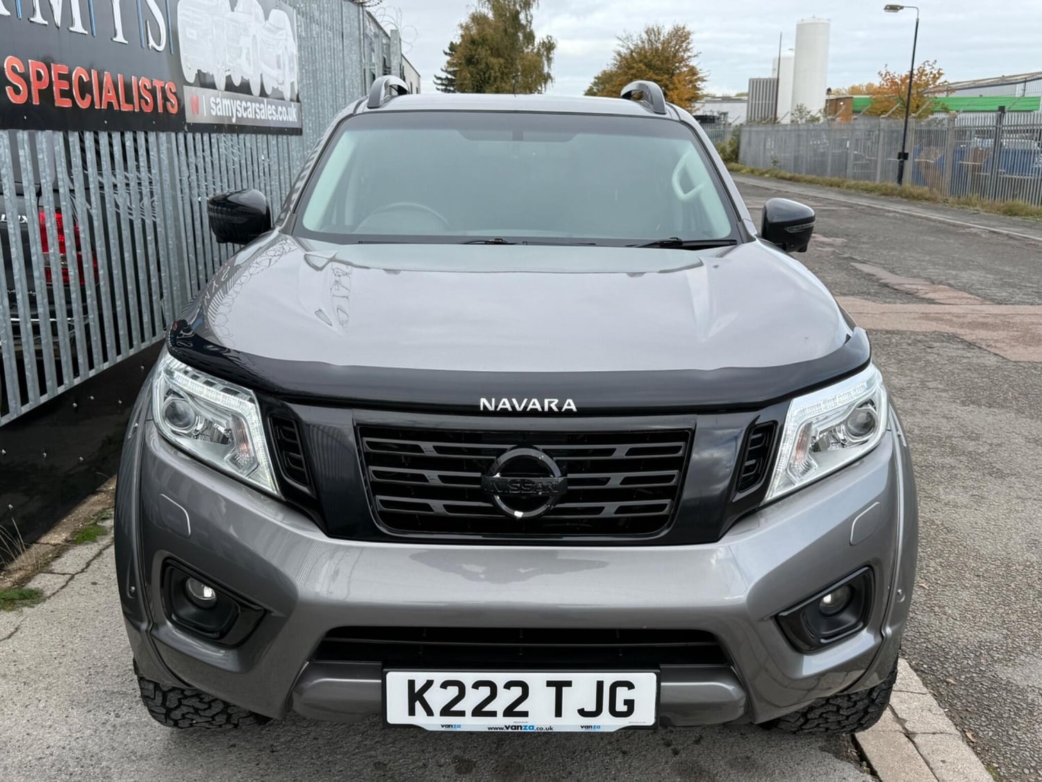 Nissan Navara Bedford