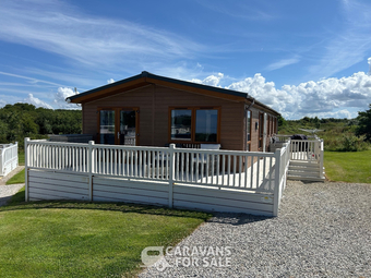 Absolutely lovely Atas Lilac Lodge 40’ x 20’