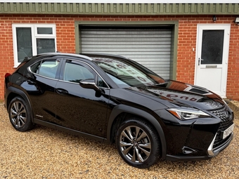 Lexus UX 2019