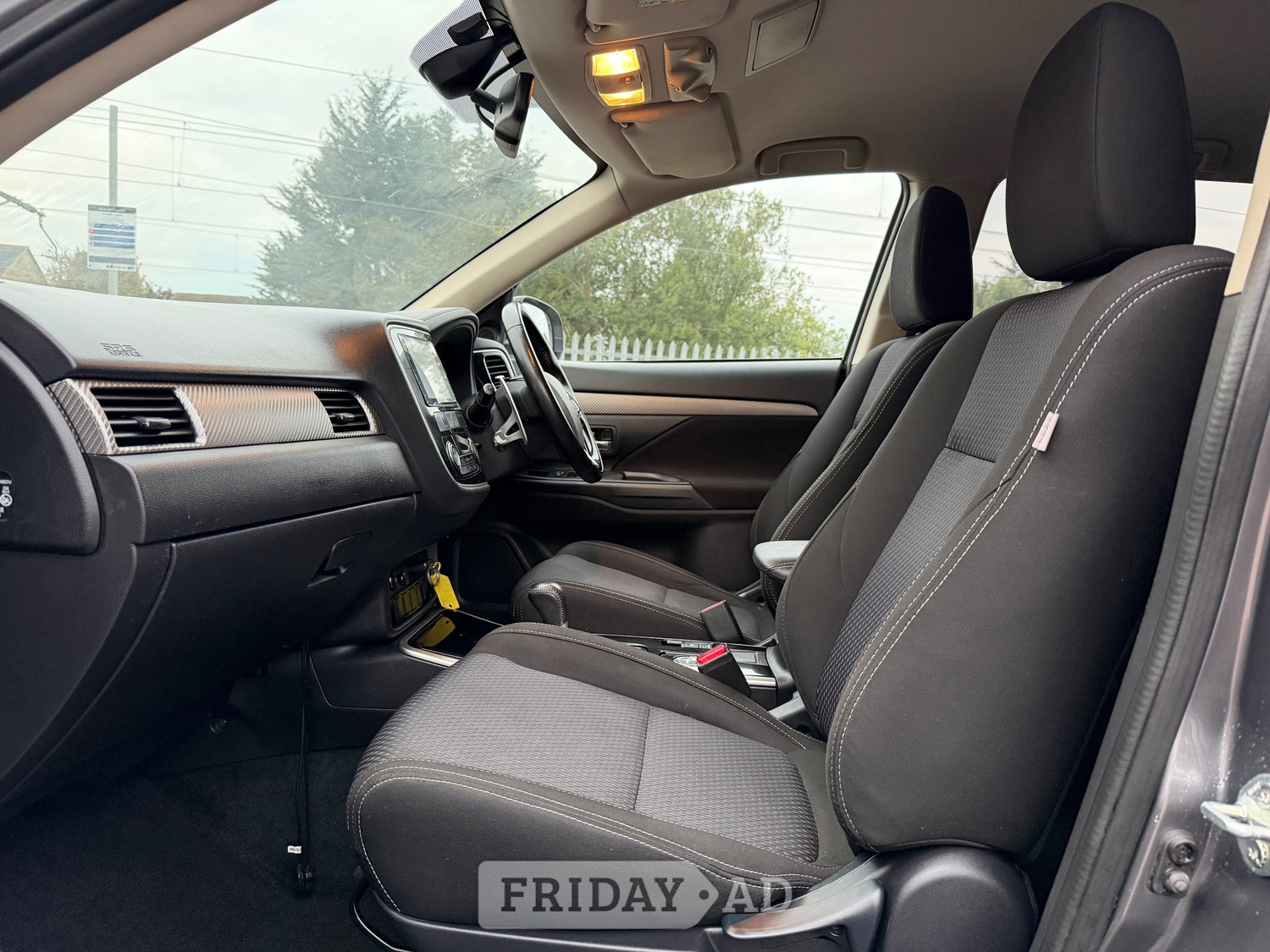 [ berth ]Mitsubishi Outlander