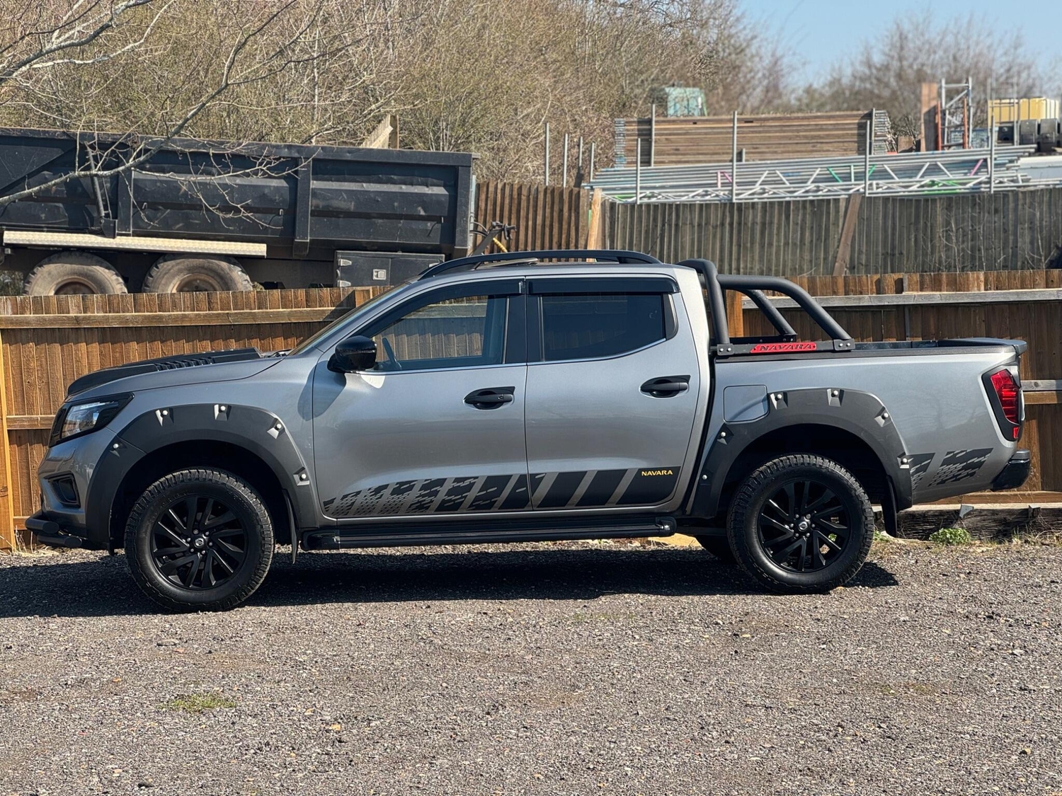 Nissan Navara 2019 - Vans & Commercial Vehicles in St. Albans