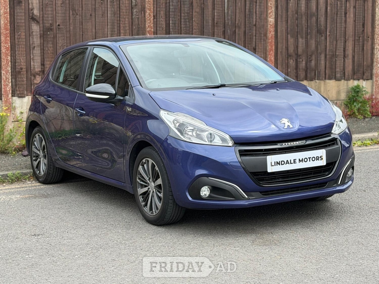 Peugeot 208 Oldham