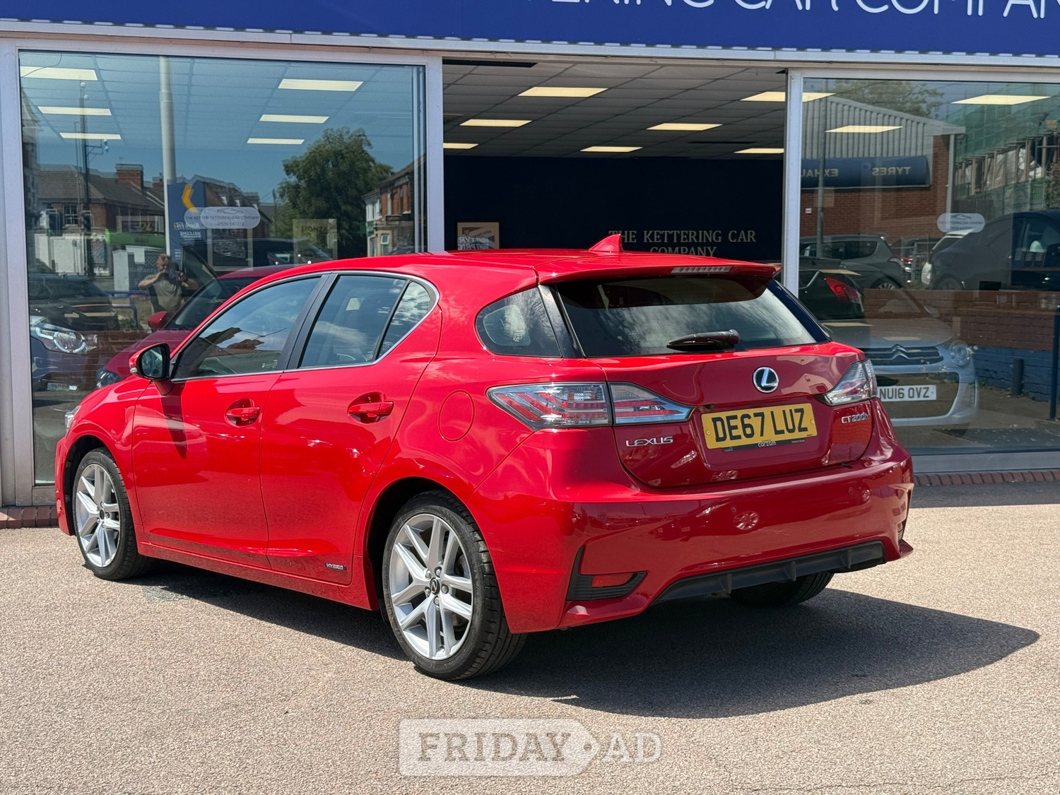 [ berth ]Lexus CT